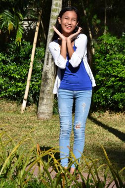 Bir Sürpriz Genç Asyalı Kişi