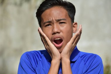 Şok Olan Farklı Bir Çocuk