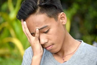 Bir Genç ve Hüzün