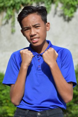 Kızgın Bir Asyalı Kişi