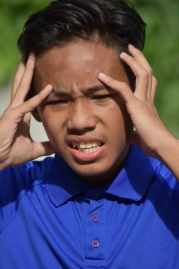 Stresli Bir Genç Çocuk