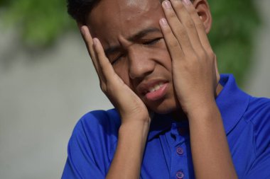 Bir Azınlık Genç ve Anksiyete