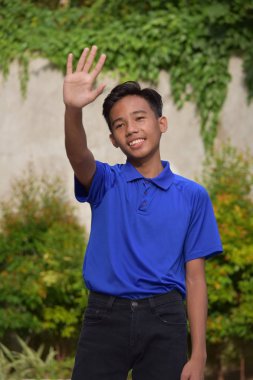 Bir Friendly Teen Boy