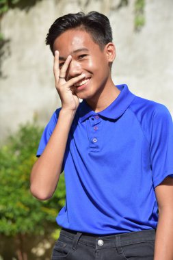 Bir Gençlik ve Utangaçlık