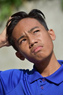 Karışık Bir Asyalı Erkek