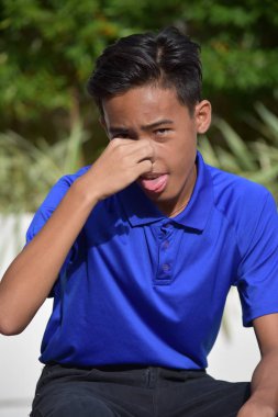 Farklı Bir Gençlik ve Koku