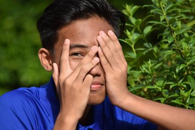 Farklı Bir Çocuk ve Korku