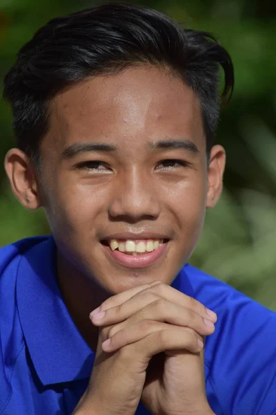 An A Teenager Boy Praying — Stock Photo, Image