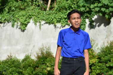 Bir çocuk ve karışıklık