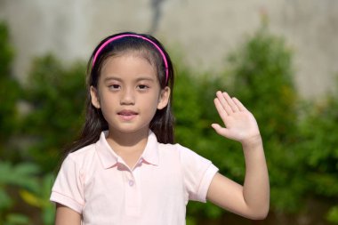 Dost Canlısı Çeşitli Bir Kadın Çocuk