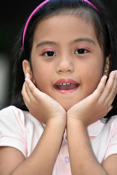 Uma menina bonita surpreso — Fotografia de Stock