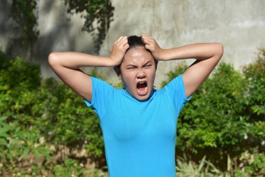 Farklı Bir Kadın Ve Anksiyete