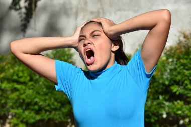 Endişeli bir azınlık kişi