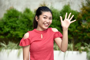 Dost Canlısı Çok Çeşitli Bir Kişi