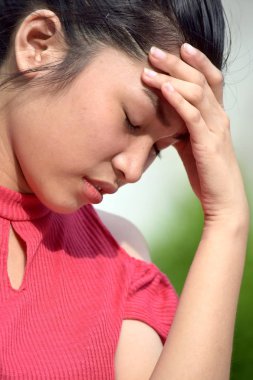 A Lonely Pretty Azınlık Kişi