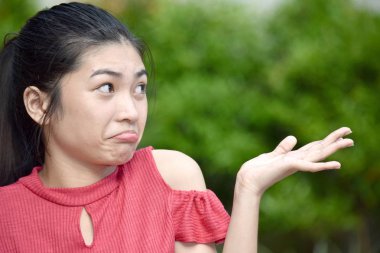 Bir Genç Kadın ve Kararsızlık