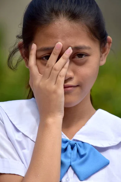 Krásná asijské teenager dívka strach — Stock fotografie