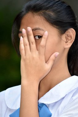 Utangaç Azınlık Kişisi