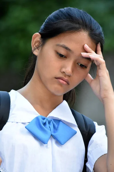 Una persona hermosa filipina ansiosa — Foto de Stock
