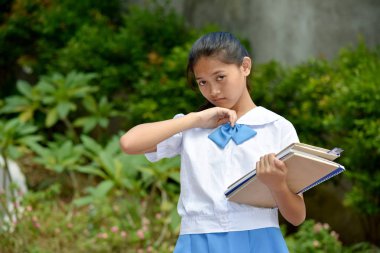 Genç bir Bayan Öğrenci ve Üzüntü