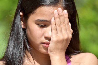 Güzel bir azınlık kadın ve hayal kırıklığı