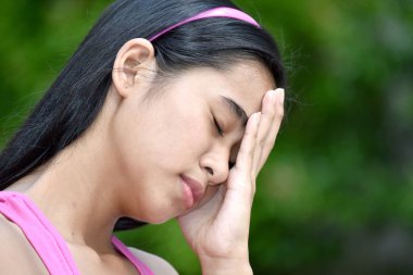 Stres Altında Güzel Bir Genç