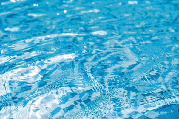 Voda v bazénu textury pozadí — Stock fotografie