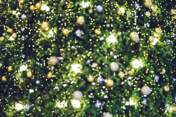 Abstracte Onscherpe Achtergrond Van Kerstboom Met Bokeh Licht — Stockfoto