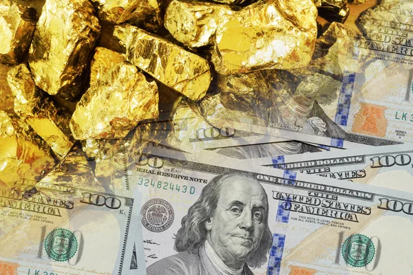 Golden Bars Honderd Dollarbiljetten Close Abstract Begrip Van Financiële Macht Stockafbeelding