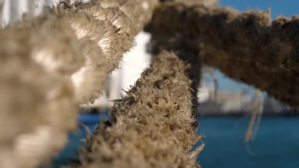 Groot Aanmeren Touwen Lading Boot Vanuit Naar Wal Boot Haven — Stockvideo