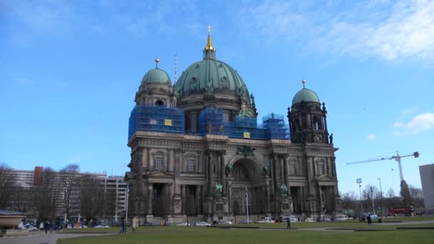 Filmaufnahmen Vom Schönen Berliner Dom Der Mitte Von Berlin Deutschland — Stockvideo