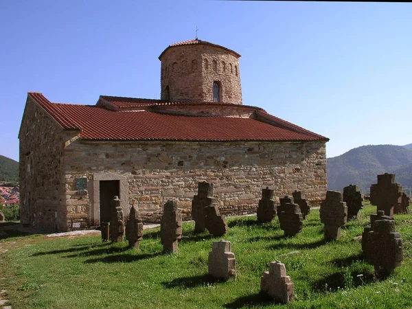 Kilisenin kutsal Havari Peter ve Paul St Peter Kilisesi veya Petrova crkva bilinen