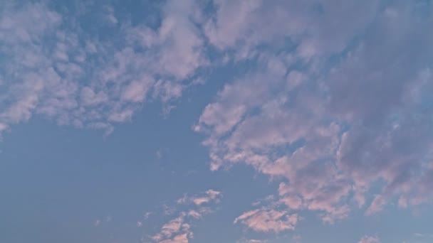 Zeitraffer Zwischen Himmel Und Wolken — Stockvideo