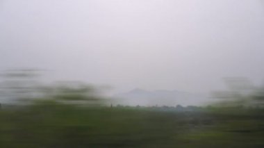 Trenin penceresi görünümü