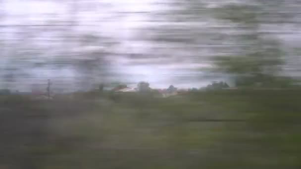 Vue fenêtre depuis le train 