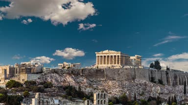 Pathenon, Akropolis, Atina, Yunanistan, Timelapse video mavi gökyüzü altında