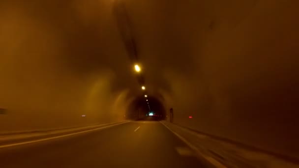 Conducción Autopista Túnel Vista Frontal Estabilizador Cámara Hay Edición Entradas — Vídeo de stock