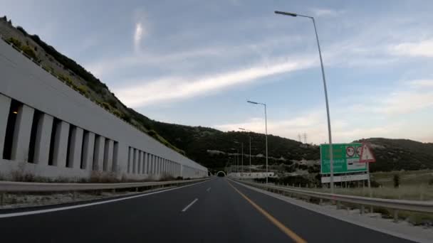 Körning Den Highway Tunnel Framifrån Kamerans Stabilisator Ingen Post Redigering — Stockvideo