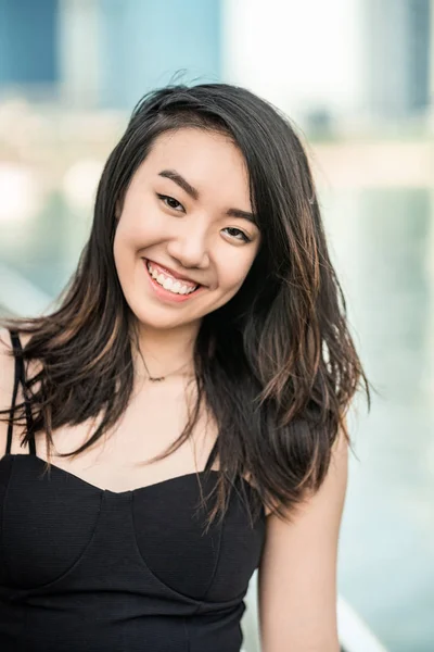 Portrait Beautiful Young Asian Girl Smiling Close — Stock Photo, Image