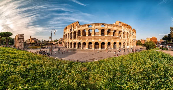 Coliseo Día Antes Puesta Del Sol Roma Italia — Foto de Stock