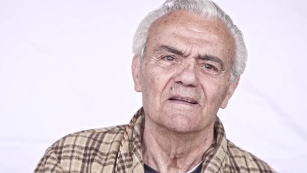 Senior Elderly Happy Man Close Lento Vídeo Movimento — Vídeo de Stock