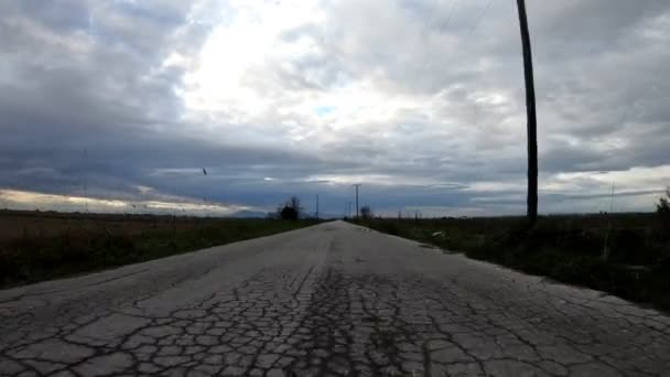 Körning Countrys Ide Road Sent Eftermiddagen 25Fps Video — Stockvideo