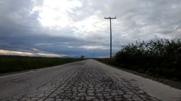 Conduciendo Una Carretera Campo Tarde Video Fps — Vídeos de Stock