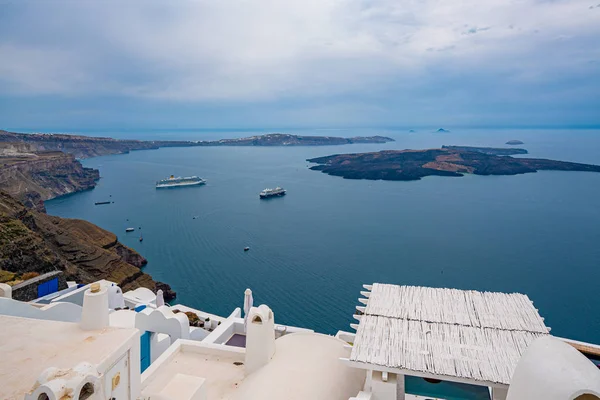 산토리니 섬, 그리스, 가장 아름다운 여행 중 하나 — 스톡 사진