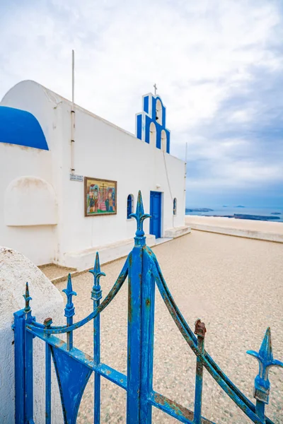 Church at Santorini Island in Greece, one of the most beautiful — Stock Photo, Image