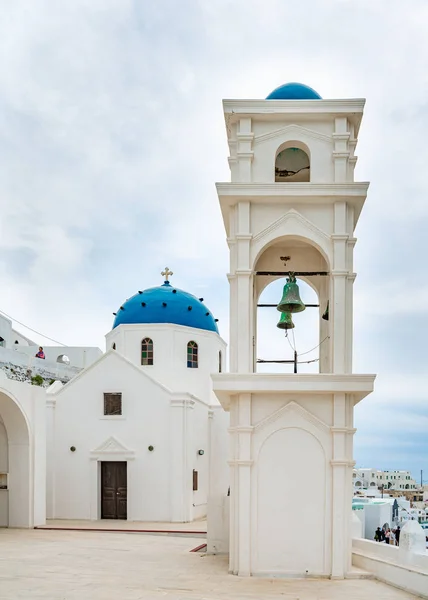 Church at Santorini Island in Greece, one of the most beautiful — Stock Photo, Image