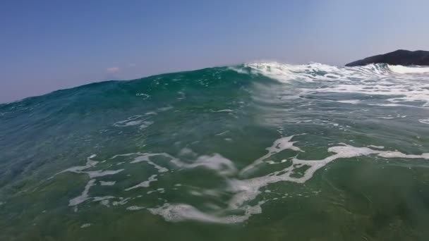 Съемки Огромных Волн Океане Видео Медленного Движения — стоковое видео