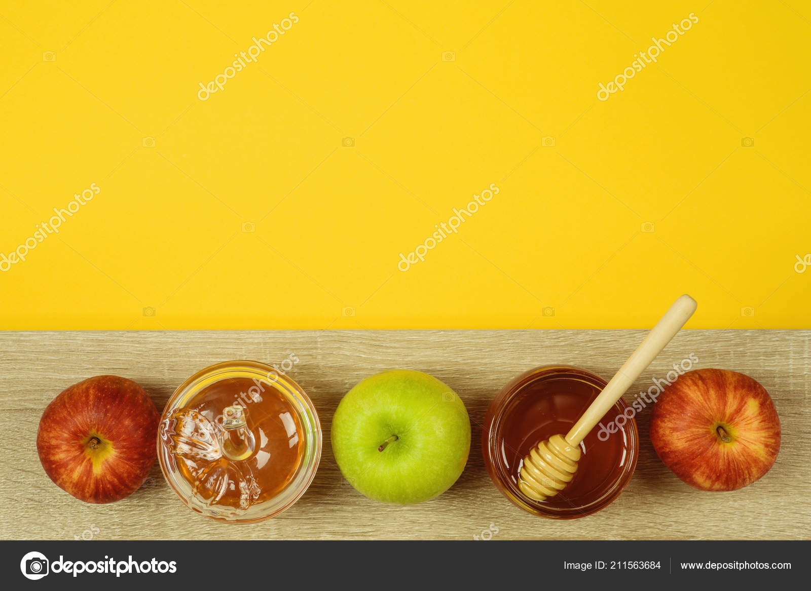 Rosh Hashanah Backdrop 8x6ft Happy New Year Photography Background Sunny Sunlight Shofar Sweet Honey Apple Wooden Table Nature Scenery Jewish Traditional Holiday Photo Prop Studio Decor