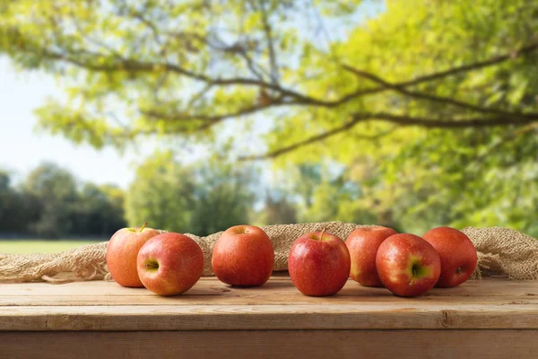 Manzanas Rojas Sobre Mesa Madera Fondo Cosecha Otoño Otoño — Foto de Stock