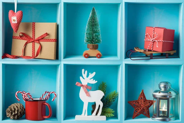 Composição Férias Natal Com Caixas Presente Pinheiros Decorações — Fotografia de Stock